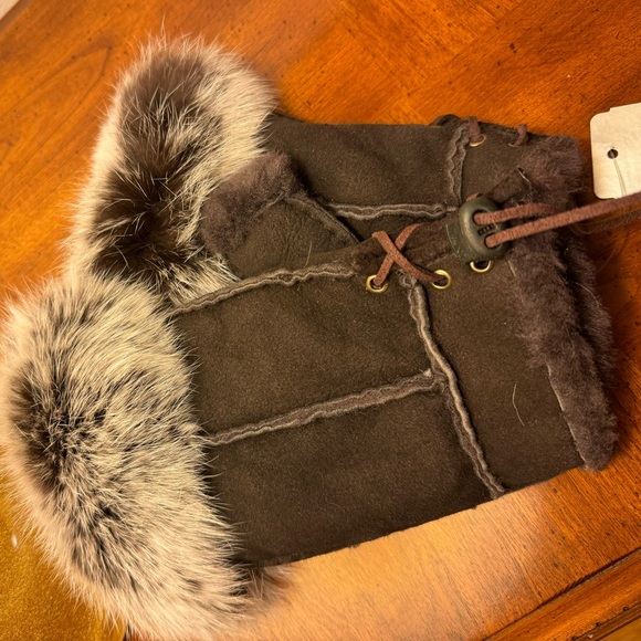 NWT Shearling and Rabbit Fingerless Gloves - Picture 2 of 5